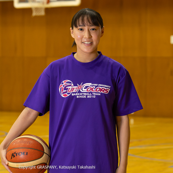 ＜ポジション＞F   ＜出身校＞深川ミニバス・両国中学校・佼成学園女子高等学校   ＜コメント＞チームのためにやるべきことをやる。