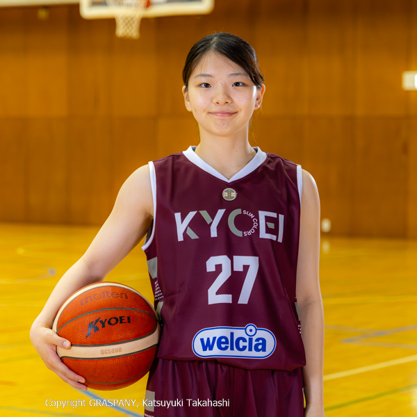 ＜ポジション＞G   ＜出身校＞椿東ミニバス→萩東中学校→精華女子高等学校   ＜コメント＞挑戦