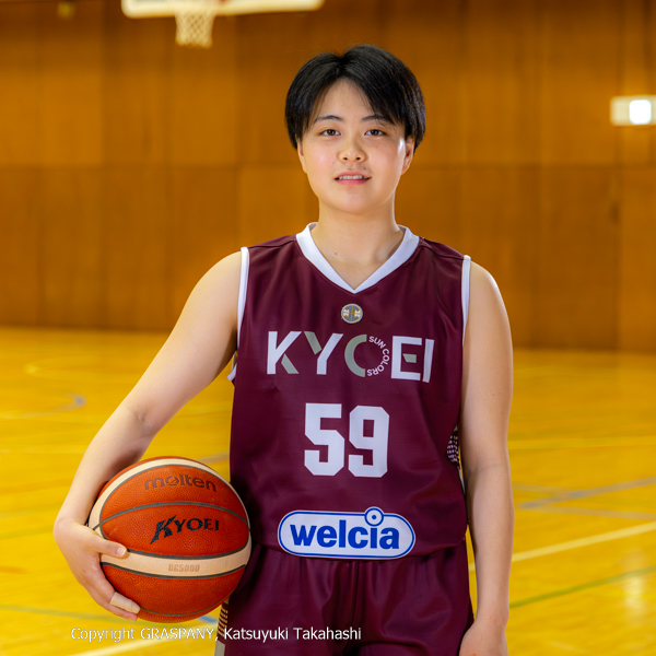 ＜ポジション＞G   ＜出身校＞柿生フィリーズ・八王子第一中学校・明星学園高等学校   ＜コメント＞元気に明るく楽しんでハードプレーできるように頑張る